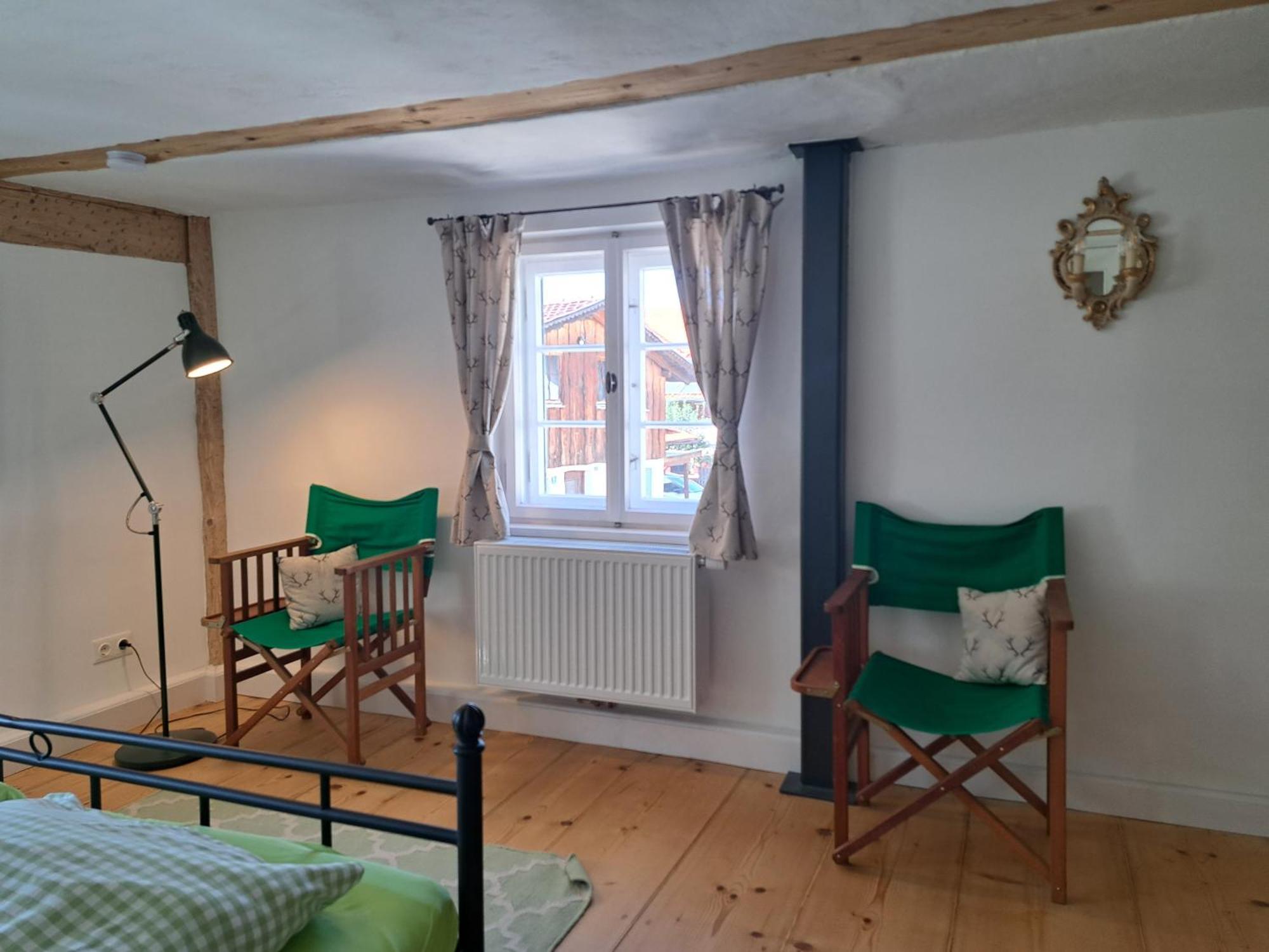 Apartment Neu! Im Lueftlmalereck, Hennalahaus Oberammergau