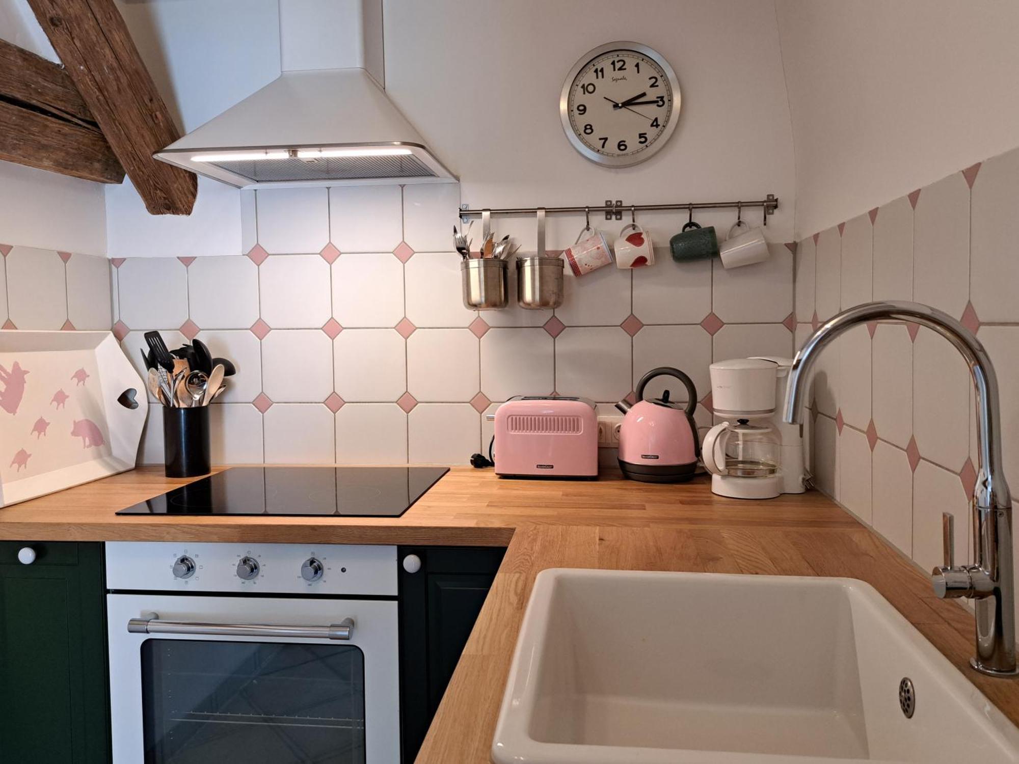 Neu! Im Lueftlmalereck, Hennalahaus Apartment Oberammergau