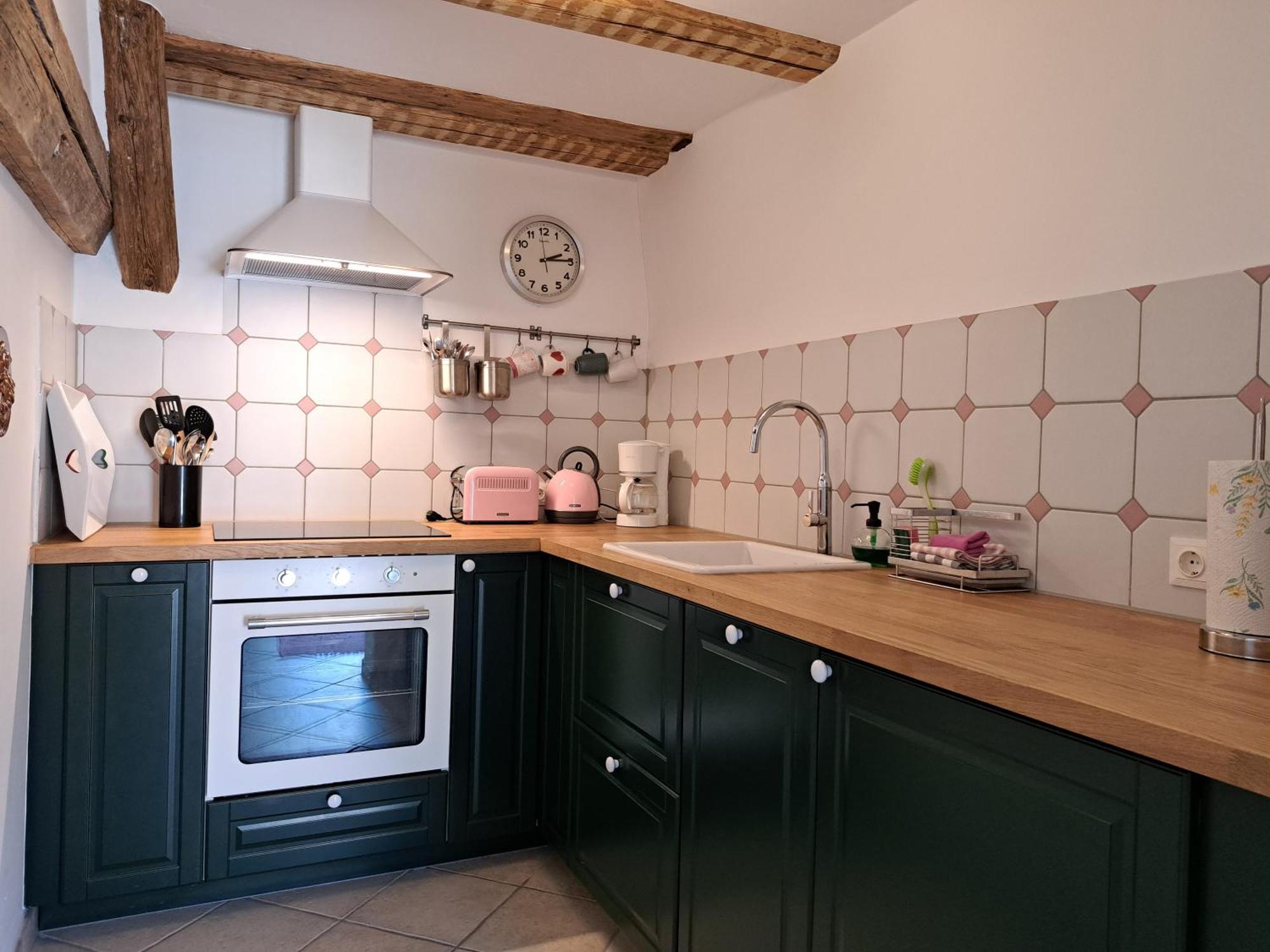 Neu! Im Lueftlmalereck, Hennalahaus Apartment *